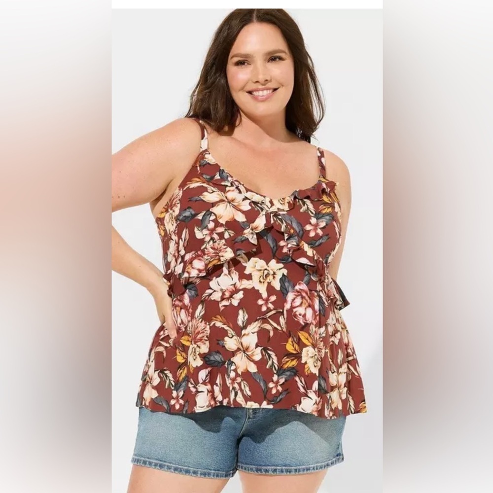 NWY Torrid Rayon Slub Ruffle VNeck Cami top plus size 3 (22/24) 🌸🌹🌺